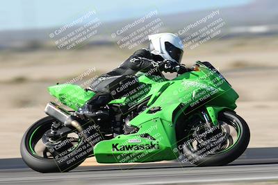 media/Jan-15-2026-Racers Edge (Thu) [[dfebeb70ab]]/3-B Group/Session 1 Turn 8/